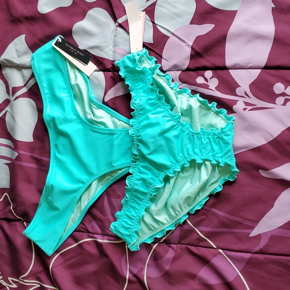 VS bikini bottoms size S bundle